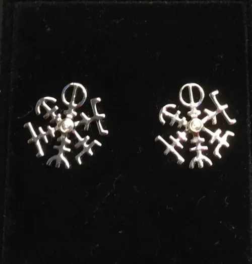 Vikingeøreringe Sølv Ørestikkere - Vejviser amulet, beskytter. beskyttelse, skytsengel, amulet, passer på, hjælper, vikingesmykker, vikingeøreringe, museumssmykker, museums smykker, kopi, oldnordisk, vikinge, vikinger fund, ægte sølv, sterling sølv, nikkelfri, flotte spændende, interessante, historiske, kopi smykker, biti, ribe, nordisk, mytologi, asatro, symboler, symbolik, historiske smykker, vikingetiden
