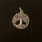 Vikinge Vedhæng sølv - Livets træ Yggdrasil filigran, vikingesmykker, vikingsmykker, livstræet, ask, ygdrasil, yggdrassil, asatro, sølvvedhæng, sølvsmykke, kædevedhæng, freja, nordisk mytologi, asgård, udgård, midgård, museumssmykker, museums smykker, kopi smykker, fund, kopier af fund, ribe, biti,