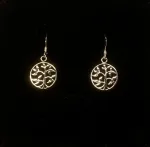 Vikingeøreringe i sølv - Livets træ Yggdrasil med blade - Vikinge vedhæng i sølv - Livets træ Yggdrasil med blade, Vikinge Vedhæng sølv - Livets træ Yggdrasil filigran, vikingesmykker, vikingsmykker, livstræet, ask, ygdrasil, yggdrassil, asatro, sølvvedhæng, sølvsmykke, kædevedhæng, freja, nordisk mytologi, asgård, udgård, midgård, museumssmykker, museums smykker, kopi smykker, fund, kopier af fund, ribe, biti,