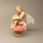 More than words figur - Enchanted Alf på Paddehat, "More than words" - Lille Alf på Paddehat - Enchanted - fe - alfe - magi - eventyr -fantasi - paddehat - fluesvamp - magi -magiens verden