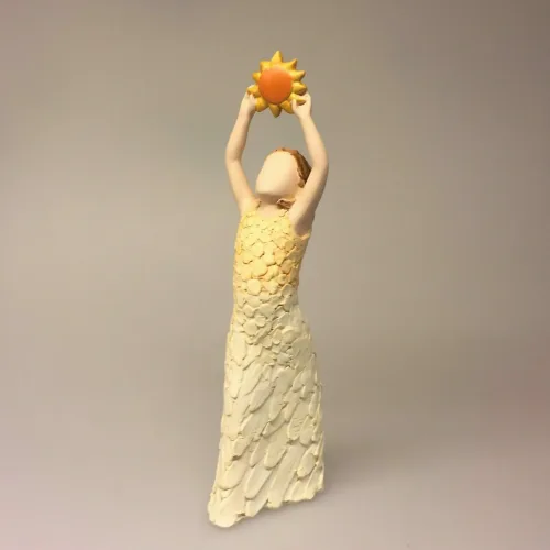 Arora "More than words" - Pige med sol - Ray of Sunshine - solstråle - solstrålehistorie - lille solstråle - solskin - mit livs lys - optimisme - konfirmationsgave - dåbsgave - konfirmand