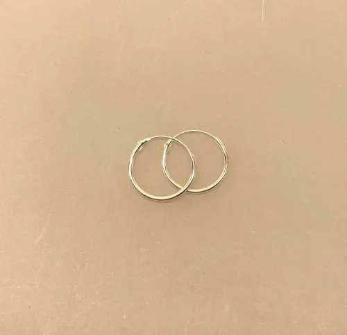 Creoler i Sølv Ø 16 mm Glatte Hoops 1,2 mm, sø 1216, tynde, enkle, basic, klassiske, diskrete, hverdags, øreringe, runde, ren, ægte, sterling, sølv, lyse, blanke, billige, stine a, pico, sølvøreringe, creoler, hoops, biti, ribe, parpriser, tilbud, cool,