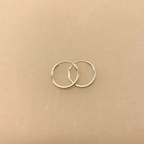 Creoler i Sølv Ø 16 mm Glatte Hoops 1,5 mm, sø 1516, tynde, enkle, basic, klassiske, diskrete, hverdags, øreringe, runde, ren, ægte, sterling, sølv, lyse, blanke, billige, stine a, pico, sølvøreringe, creoler, hoops, biti, ribe, parpriser, tilbud, cool, pico, stine a, maanesten, enamel, cph