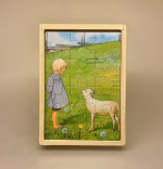 Elsa Beskow trææske med 4 puslespil - Mors lille Ole, astrid lindgren, svensk, sverige, børneting, ting til børn, træ legetøj, legetøj, børnespil, gammelt, eventyr, børnesange, lystige viser, for børn, baby shower, barselsgave, fødselsdagsgave, børnehave, dåbsgave, barnedåb, biti, ribe