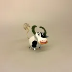 Metal Figur - Sortbroget Ko, Memo Holder Metal - Sortbroget Ko, malkeko, malkekvæg, kofigur, metaldyr, metalfigur, køer, kvæg, kvægbrug, landbrug, gård, bondegård, bondegårdsdyr, landmand, grønne bevis, gave, pengegave, symbolsk, uddannet, tyr, sortbroget, holsteiner, biti, ribe, memo, huskeseddel, fotoholder, fotoramme, ko-ting, ting med,
