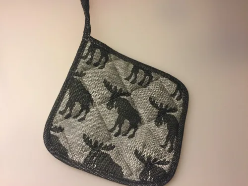 Grydelap (1) - vævet bomuld/hør - Elge sort/grå , elge, elg, elgsdyr, moose, elk, grydelap, grydelapper, elgegrydelap, ting med elge, elgting, elgeting, køkken, tekstiler, sverige, svensk, design, nordisk, hør, bomuld, natur, stilrent, stiligt, klassisk, sort