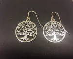 Vikingeøreringe i sølv - Livets træ Yggdrasil krummelurer, Vikingeøreringe i sølv - Livets træ Yggdrasil rund enkel, Vikingeøreringe i sølv - Livets træ Yggdrasil oval prik, livstræ, livstræet, ask, ygdrasil, yggdrassil, ovale, medaljon, fligran, yndige, feminine, lette, ægte, sølv, øreringe, ørenringe, smukke, kvalitet, specielle, vikinger, vikingesmykker, biti, ribe, freja, ydun, idun,