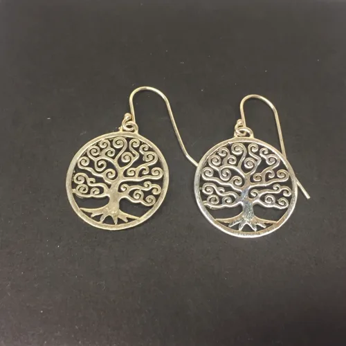 Vikingeøreringe i sølv - Livets træ Yggdrasil krummelurer, Vikingeøreringe i sølv - Livets træ Yggdrasil rund enkel, Vikingeøreringe i sølv - Livets træ Yggdrasil oval prik, livstræ, livstræet, ask, ygdrasil, yggdrassil, ovale, medaljon, fligran, yndige, feminine, lette, ægte, sølv, øreringe, ørenringe, smukke, kvalitet, specielle, vikinger, vikingesmykker, biti, ribe, freja, ydun, idun,