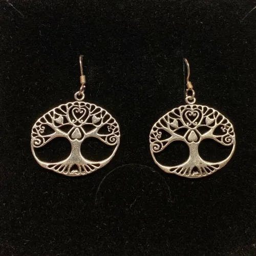 Vikingeøreringe i sølv - Livets træ Yggdrasil oval hjerter, Vikingeøreringe i sølv - Livets træ Yggdrasil oval prik, livstræ, livstræet, ask, ygdrasil, yggdrassil, ovale, medaljon, fligran, yndige, feminine, lette, ægte, sølv, øreringe, ørenringe, smukke, kvalitet, specielle, vikinger, vikingesmykker, biti, ribe, freja, ydun, idun,