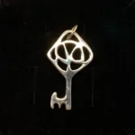 Vikingevedhæng i sølv - Nøglen til Himmeriget stor, nøgle, sølvnøgle, vikingesmykker, vikingetid, vikingevedhæng, vikingefund, museumssmykker, ægte, sølv, sølvsmykke, sølvvedhæng, ribe, ældste by, museums,