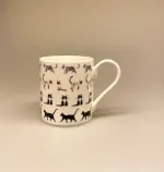 Krus - Ben Porcelæn - Katte på række, Krus - Ben Porcelæn - Sorte Katte, kattekrus, kattekop, kattebæger, kaffekop, kaffekrus, thekrus, thekop, tekop, tekrus, thedrikker, kaffedrikker, kaffeelsker, kakaokop, ting med katte, ting med misser, catlover, catlady, killing, missekatte, lille mis, gave, gave ide, kaffeglæde, kattetema, biti, ribe, allport,