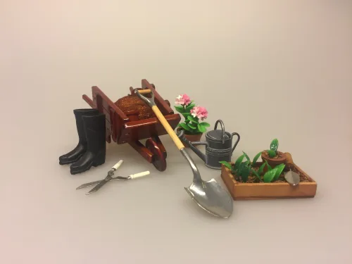 Miniature Kasse med æbler, danske æbler, mini æbler, miniature æbler, æblekasse, ny plukkede, frugt, fynske æbler, usprøjtede, økologiske, dukkehus, dukkehusting, til dukkehuset, mini, miniature, miniaturer, miniatyre, samler, legemad, biti, ribe, Miniature trillebør brun