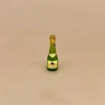 Miniature Champagne i glasflaske, bobler, flaske bobler, boblevand, prosecco, spumante, frizzante, hvidvin, dukkehus, til dukkehuset, vinfestival, gavekort, vinbar, lækker, miniature, mini, 1:12, sættekasse, sangskjuler, nisseting, nisser, kigkasse, små ting, biti, ribe,