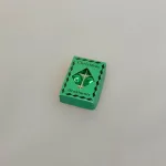 Miniature julepynt æske med julekugler, julepynt, glaskugler, æske, æske med julekugler, æske med glaskugler, glaskugler, dukkehus, dukkehusting, ting til, dukkehuset, miniaturer, nisserne, nissedør, nissebo, nissehus, julepynt, snelandskab, pynt, sætterkasse, sættekasseting, sætterkasseting, nisseting, nissetilbehør, biti, ribe