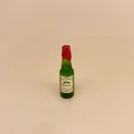 Miniature Rødvin i glasflaske, Miniature Rødvin, Miniature Kasse med rødvin, rødvinsflasker, rødvin, vinkasse, vingave, gavekort, vinbar, dukkehusting, dukkehus, miniaturer, mini, 1:12, sættekasse, sætterkasse, ting til, dukkemad, legemad, mad til, biti, ribe