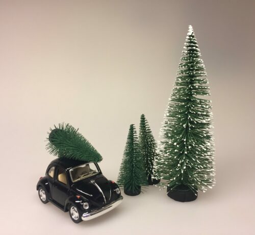 VW Folkevogn Bobble med juletræ lille rosa,VW Folkevogn Bobble med juletræ lille sort, vw, folkevogn, bobbel, bobble, folkevognsbobbel, julebil, driving home for christmas, juletræ på taget, juletræ, grantræ, grantræ på taget, bil med juletræ, juletræsbil, juledekoration, julestilleben, bil med grantræ, biti, ribe, blank sort