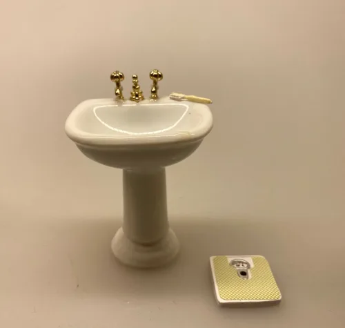 Miniature Håndvask i porcelæn, Miniature Håndvask i porcelæn , badeværelse, porcelænsvask, håndvask, bad, dukkehus, til dukkehuset, dukkehusting, dukkehus tilbehør, miniaturer, dukkemøbler, dukketilbehør, dukketing, biti, ribe