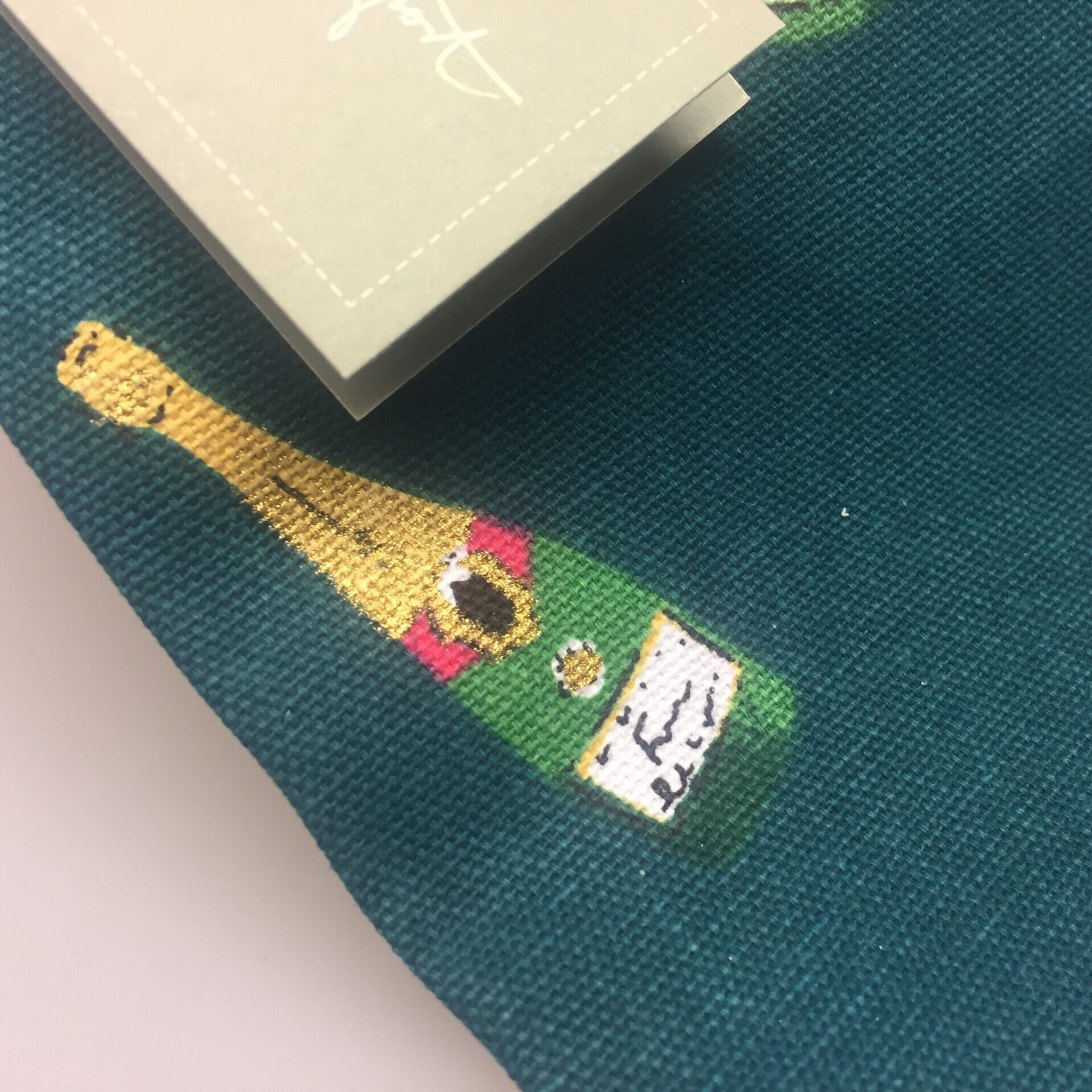 Forklæde i Bomuld med tryk - Unisex - Champagne, Viskestykke Bomuld med tryk - Champagne, fest, nytår, bobler, champagne, prosecco, moet, sect, fizz and bobles, allport, ting med champagne, et glas, champagnefløjter, det skal fejres, lad propperne springe, elegant, lækkert, kvalitet, værtindegave, biti, ribe, Forklæde i Bomuld med Tryk - Unisex - Champagne