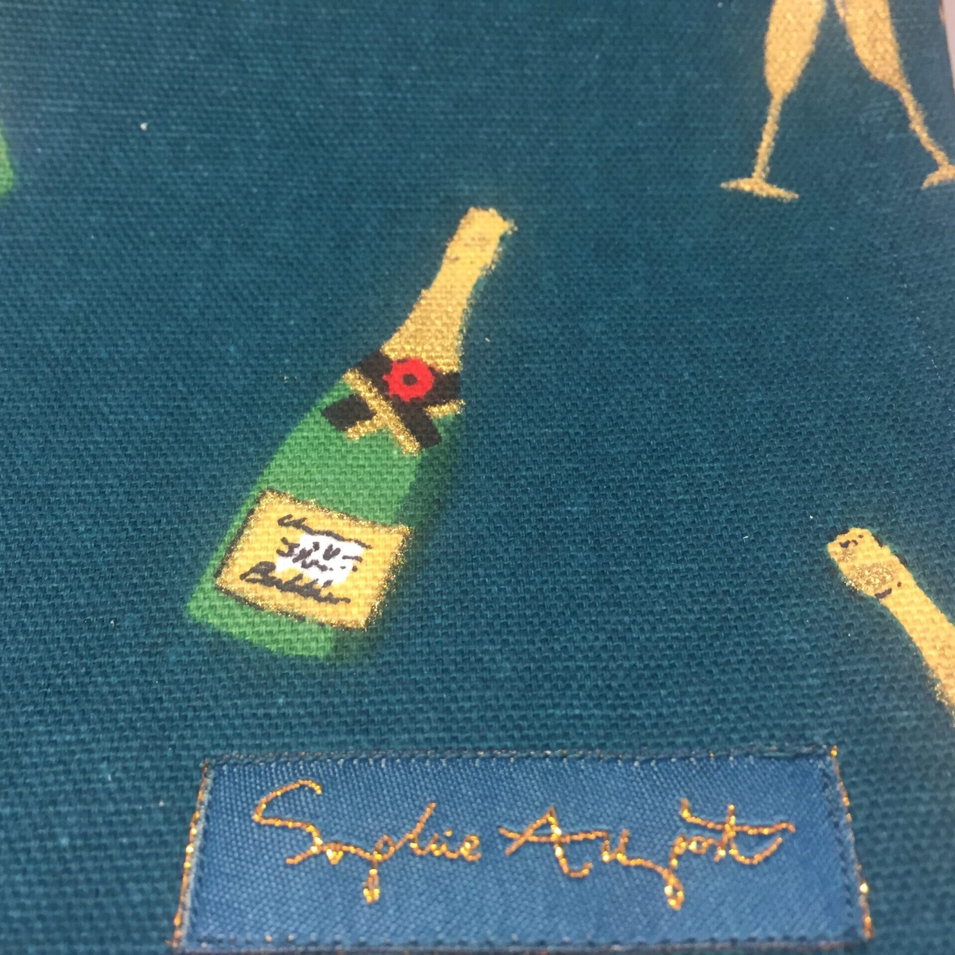 Forklæde i Bomuld med tryk - Unisex - Champagne, Viskestykke Bomuld med tryk - Champagne, fest, nytår, bobler, champagne, prosecco, moet, sect, fizz and bobles, allport, ting med champagne, et glas, champagnefløjter, det skal fejres, lad propperne springe, elegant, lækkert, kvalitet, værtindegave, biti, ribe