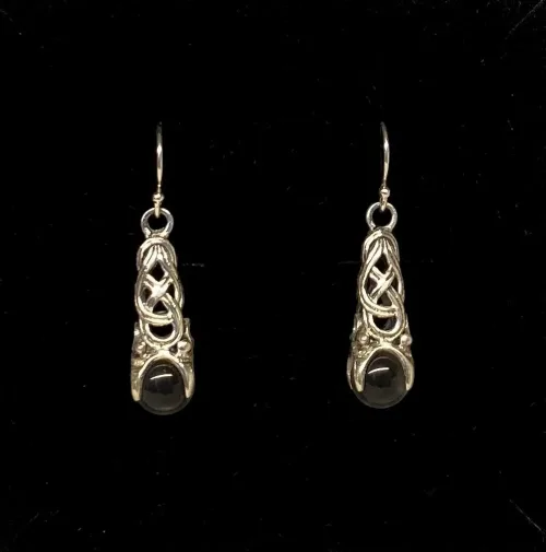 Vikinge Ørehængere i sølv med flet og Gotlandsk krystal, sølv, sterling, ægte, bjergkrystal, sølvøreringe, sølv ørenringe, ørehængere, keltisk, flet, fletværk, knude, evighed, uendelighed, infinity, vikinger, vikingesmykker, vikinge ørehængere, vikingeøreringe, museums, museumssmykekr, museumskopi, kopi, kopismykker, vikingekopi, fund, oldtids, ribe, biti, originale