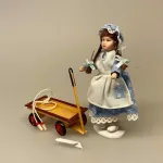 Miniature Sjippetov, 1:12, dukkehus, dukkehusting, ting til, dukkehuset, mini, miniature, miniatyre, sættekasse, sætterkssen, sættekassetig, sangskjuler, konfirmation, legetøj, dukke, biti, ribe, Lille pige Laura, kyse, mamelukker, 1:12, Lille dukke, Lille pige, dukkehusdukke, dukkehusdukker, dukke, dukkepige, pigedukke, ting til dukkehuset, dukkehusting, dukketing, miniature, miniaturer, små ting, sættekassen, sættekasseting, biti, ribe, Miniature Trækvogn - Legevogn, dukkehus, dukkehusting, dukkehustilbehør, ting til, 1:12, mini, miniature, miniaturer, dollhouse, lege, samlere, legetøj, håndlavet, fungerer, biti, ribe, købmand, købmandsbutik