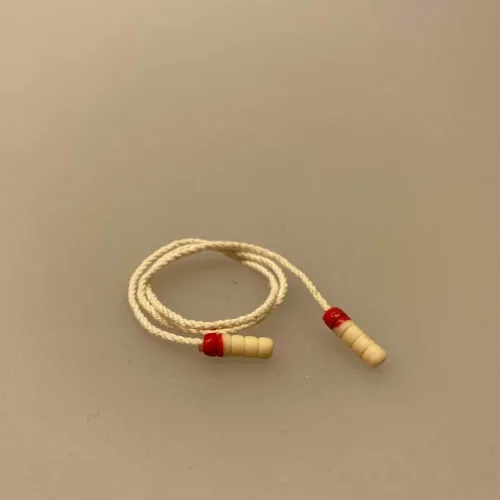 Miniature Sjippetov, 1:12, dukkehus, dukkehusting, ting til, dukkehuset, mini, miniature, miniatyre, sættekasse, sætterkssen, sættekassetig, sangskjuler, konfirmation, legetøj, dukke, biti, ribe