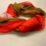 1163-167, Silkechiffon 1163 XL - Rød/Rosa/Grøn, rosa, silke, ren silke, silketørklæde, silkechiffon, let, stort, volumen, sjal, stola, fest, festtøj, elegant, kvalitet, flot, kor, gave, gaveide, rund fødselsdag, biti, ribe