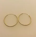 Creoler - Ø 30 mm øreringe sølv med ciseleret mønster, hoops, med mønster, mønstrede, øreringe, ørenringe, runde øreringe, sølv hoops, store, mellemstore, smukke, specielle, flotte, statement, cisselerede, rillede, lys sølv, loops, runde ringe, ægte sølv, sterling sølv, blanke, biti, ribe, billige, kvalitet, feminine, Stine A, Maanesten, Pernille Corydon, Susanne Friis Bjørner, Frk. Lisberg