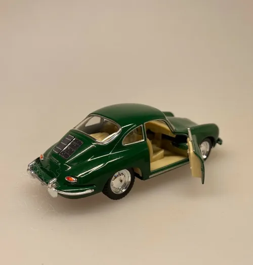 Modelbil Porsche Carrera - Racergrøn, Metal Modelbil Porche, modelbil, racerbil, luksusbil, gaveide, kørekort, ny bil, symbolsk, metalbil, flot, elegant, legetøjsbil, biti, ribe,