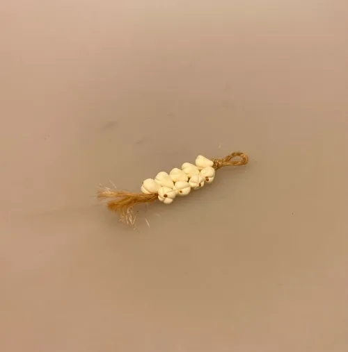 Miniature Hvidløgsranke, grøntsager, grønt, miniaturer, dukkehus, dukkehusting, dukkehustilbehør, dukkehusmad, dukkemad, sættekasse, sætterkasser, 1:12