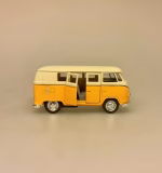 VW Folkevogns Rugbrød - Samba Gul/hvid, of976, Flower Power, Hippie, goki, 12171, VW Folkevogns Rugbrød - Samba blå, VW Folkevogns Rugbrød - Samba Blå/Hvid, bus, folkevogn, folkevognsbus, rugbrødsbil, rugbrød, varebil, surfer, surferbus, hippue, hippiestyle, ud i det , nostalgi, 70'erne, modelbiler, modelbil, volkswagen, samba, bully, biti, ribe, woodstock