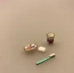 Miniature Vækkeur, alarm, vækker, clock, ur, dukkehus, ting til, sætterkassen, sættekasse, dukketilbehør, miniaturer, dukkehustilbehør, biti, skala, 1:12, Miniature Tandbørste, Miniature Sæbeskål med sæbe