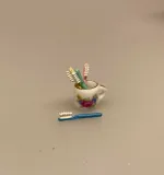 Miniature Vækkeur, alarm, vækker, clock, ur, dukkehus, ting til, sætterkassen, sættekasse, dukketilbehør, miniaturer, dukkehustilbehør, biti, skala, 1:12, Miniature Tandbørste