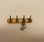 entre, Miniature Knagerække af træ, knage, krog, knag, tøjknage, vægknage, dukkehus, dukkehuset, miniaturer, small, mini, sjov, flot, specielle, biti, ribe