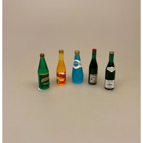 Miniature Fersken Saft, flaske, mini flaske, miniature, drikke, saft, juice, legemad, dukkehus, dukkehusflasker, dukkehustilbehør, nisse, nissetilbehør, biti, 1:12, skala,Miniature Schweppes flaske, sodavand