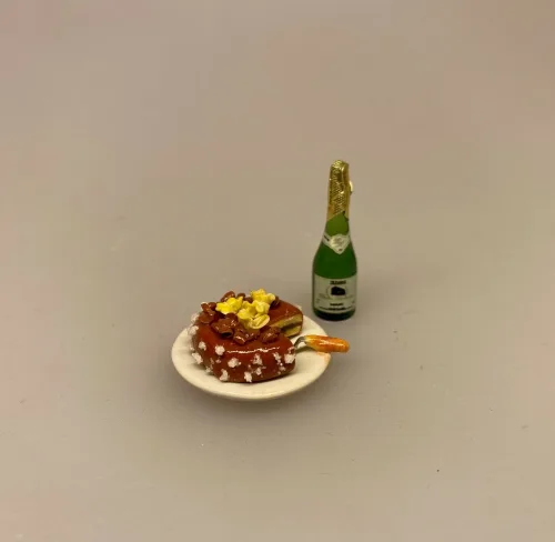 Miniature Lagkage Chokolade, Miniature Lagkage fersken og vafler, lagkage, dukkemad, legemad, mini kager, dukkehusmad, dukkehusting, dukkehustilbehør, miniatyre, miniaturer, sættekasser, sætterkasse, ting til, dekoration, barbie, 1:12,