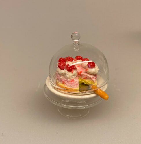 Miniature Lagkage med jordbærskum og flødetoppe , Miniature Kage med flødeskum bær