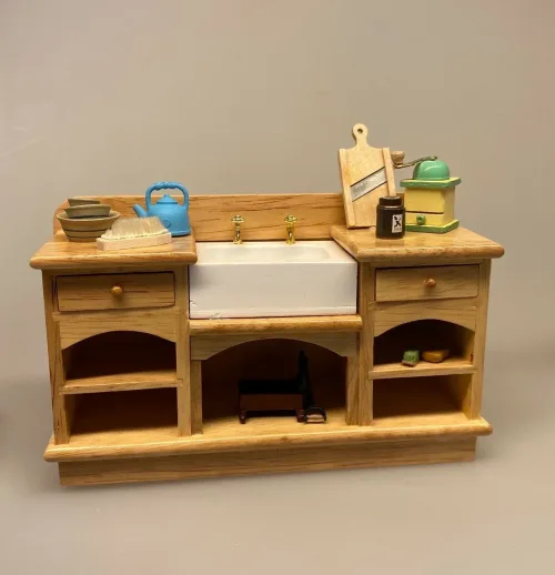 Miniature Kaffemølle Træ gul, kaffe, kaffekværn, hånd, håndkværn, køkken, mini, miniaturer, dukkehus, dukkehusting, dukkekøkken, biti