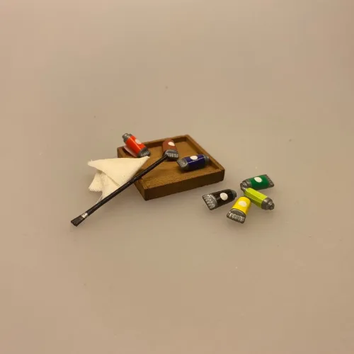 Miniature Trækasse med malertuber, oliemaling, akrylmaling, maler, kunstmaler, kunstner, artikler, hobby, maling, mini, krea, kreativ,