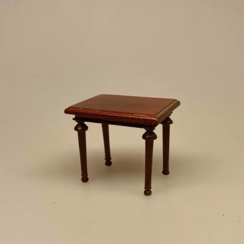 Miniature Sidebord i Valnød , lille, sidebord, lampebord, træbord, dukkehus, dukkehusmøbler, dukkehusting, dukkehustilbehør, dukkehuset, dukkestue, dukkemøbler, biti, ribe