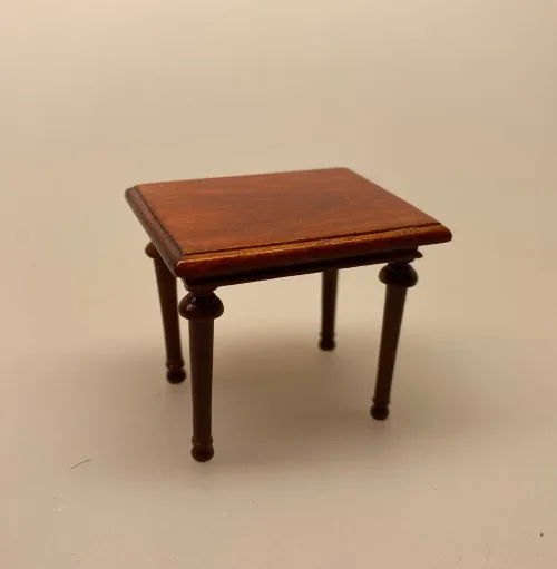 Miniature Sidebord i Valnød , lille, sidebord, lampebord, træbord, dukkehus, dukkehusmøbler, dukkehusting, dukkehustilbehør, dukkehuset, dukkestue, dukkemøbler, biti, ribe