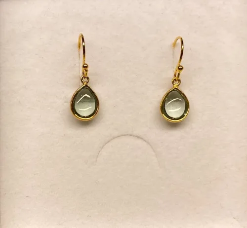 Forgyldte Ørenringe med glatte dråber - Grøn Quartz, ørehængere, dråber, dråbeformede, grønne, øreringere, øreringe, ørenringe, smykker, nyhed, forår, accesseries, champagnefarvede, forgyldte, guldbelagte, sterling sølv, biti, susanne friis bjørner, maanesten, stine a