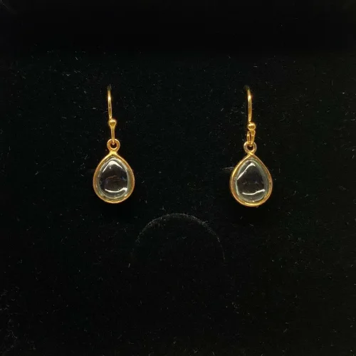 Forgyldte Ørenringe med glatte dråber - Grøn Quartz, ørehængere, dråber, dråbeformede, grønne, øreringere, øreringe, ørenringe, smykker, nyhed, forår, accesseries, champagnefarvede, forgyldte, guldbelagte, sterling sølv, biti, susanne friis bjørner, maanesten, stine a