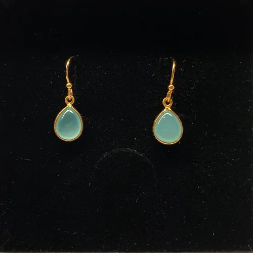 Forgyldte Ørenringe med glatte dråber - Lyseblå Krystal, amazonit, lyseblå, ørehængere, øreringe, ørenringe, maanesten, sarte, diskrete, smukke, kvalitet, billige, tilbud, maanesten, stine a, susanne friis bjørner, biti, ribe