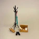 Miniature Sorte Laksko, dansesko, blankpudsede sko, laksko, fest, galla, bryllup, miniaturer, dukkesko, dukketøj, dukkehus, dukkehusting, dukkehustilbehør, dukekstue, ting til, tilbehør til, sangskjuler, symbolsk, gave, gaveide, gavekort, en aften i byen, herresko, biti, ribe, sætterkasseting, sætterkasse, sætterkassen, sættekasseting, sættekasse, til sættekasse, amagerhylde, kigkasse, nissebo, nissedør, til nisserne, nissetilbehør,