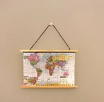 Miniature Landkort Storbritanien, uk, the UK; England, United Kingdom, miniaturer, dukkehus, dukkehusting, dukkehustilbehør, dikkehusmøbler, ting til dukkehuset, ting til kigkasser, symbolsk gave, gavekort, held og lykke, udlandsophold, rejse, sprogskole, skole, skolekort, landkort, vægkort, anskuelsestavle, biti, ribe, sangskjuler, Miniature Landkort Europa, Europakort, verdenskort,