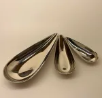 Sæt med 3 dele - Tapas Skåle, tapaz, tapaz, serveringsskåle, gaveide, gave, præsentabel, flot, kvalitet, lækker, jubilæum, fødselsdagsgave, bryllupsgave, snacks, chips, dip, slikskåle, guf, oliven, lækkerier, stål, stålskåle, organiske, organisk form, formgivning, dansk design, design ting, interiør, Moebe, cool, elegant, sølv, biti, ribe