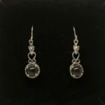 Vikingeørehængere i sølv - Gotlandsk krystal med Fenris lille, Vikingeørehængere i sølv - Gotlandsk krystal med Fenris stor, museumssmykker, vikingesmykker, fenrisulven, fenris, ulv, krystal, bjergkrystal, gotlandsk, vikinger, vikingefund, kopi, nordiske smykker, ørehængere, sølv øreringe, ægte sølv, sterling sølv, ragnarok, smykker med ulve, lange, sølv ørehængere, aser, asatro, mytologi, biti,ribe