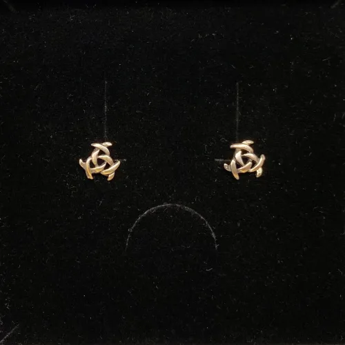 Vikingeøreringe Sølv Ørestikkere - Spids, Triskele, magisk, det magiske tal tre, treenigheden, evigheden, symbol, symbolks, keltisk, vikinger, vikingetiden, keltisk flet, keltiske smykker, vikingesmykker, sølv smykker, ørestikkere, sølvørestikkere, museums smykker, museums smykker, historiske smykker, fund, vikingefund, kopi smykker, nordiske, guder, aser, asatro, amuletter, ægte, nikkelfri, Biti, Ribe,,Vikingeøreringe Sølv Ørestikkere - Gælach Blå Måne,