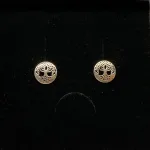 Vikingeøreringe Sølvørestikkere - Yggdrasil Keltisk. livets træ, livtræet, generationerne, slægt skal følge slægters gang, magisk tre, tallet tre, keltisk, evighedsflet, evigheden, vikinger, vikingerne, vikingetiden, vikingesmykker, kopi, fund, vikingefund, museumssmykker, museums smykker, sølv, ægte sølv, sterling sølv, nikkelfri, små, fine, symbolske, symbolik, livskraft, energi, historiske, smykker, nordiske, smykker, nordisk, mytologi, aserne, asatro, biti, Ribe, Vikingeøreringe Sølvørestikkere - Yggdrasil Keltisk Flet